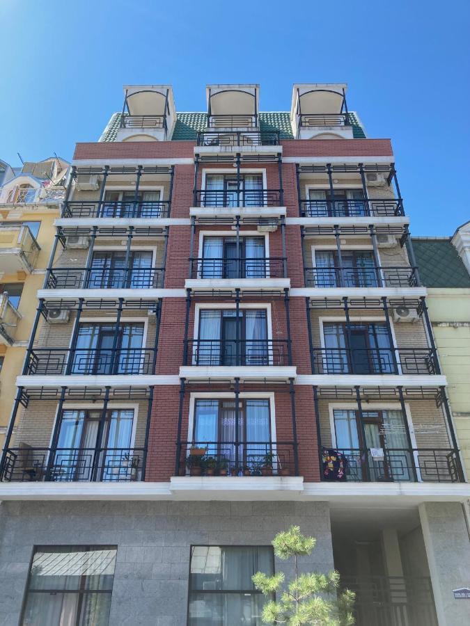 Barney'S Apartment Batumi Exterior foto